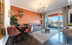 First Line , Cosy And Comfortable + Swimming Pool